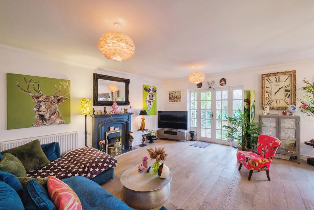 Additional property image - The Spinney, Newport, Saffron Walden