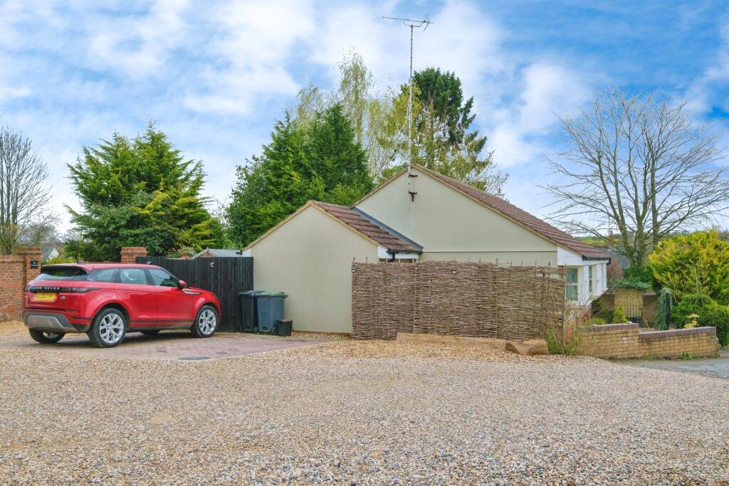 Additional property image - The Spinney, Newport, Saffron Walden