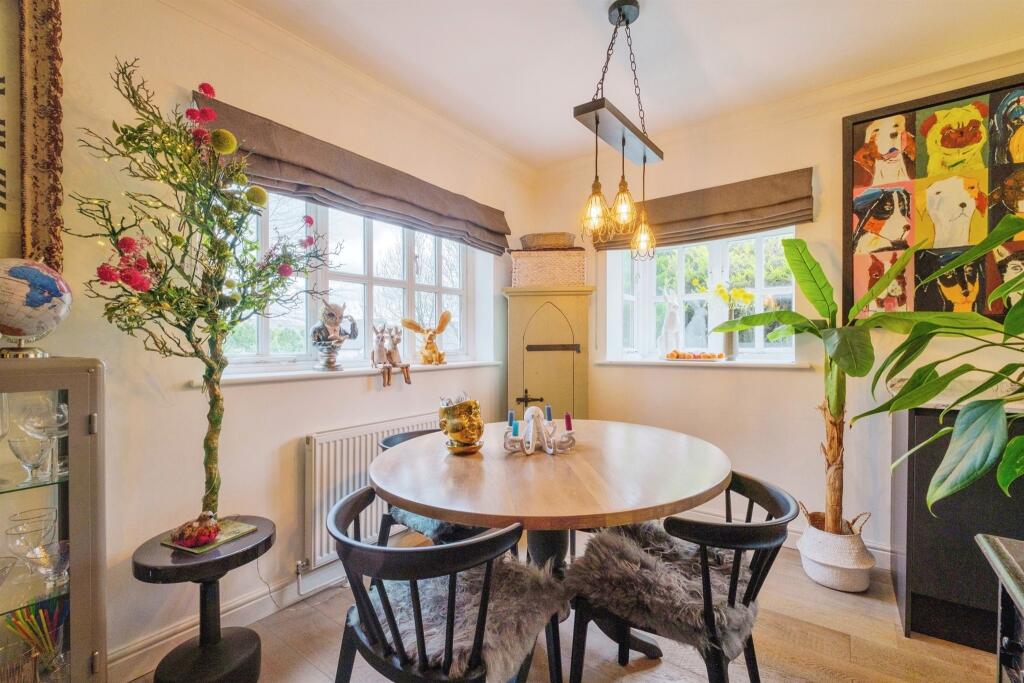 Additional property image - The Spinney, Newport, Saffron Walden