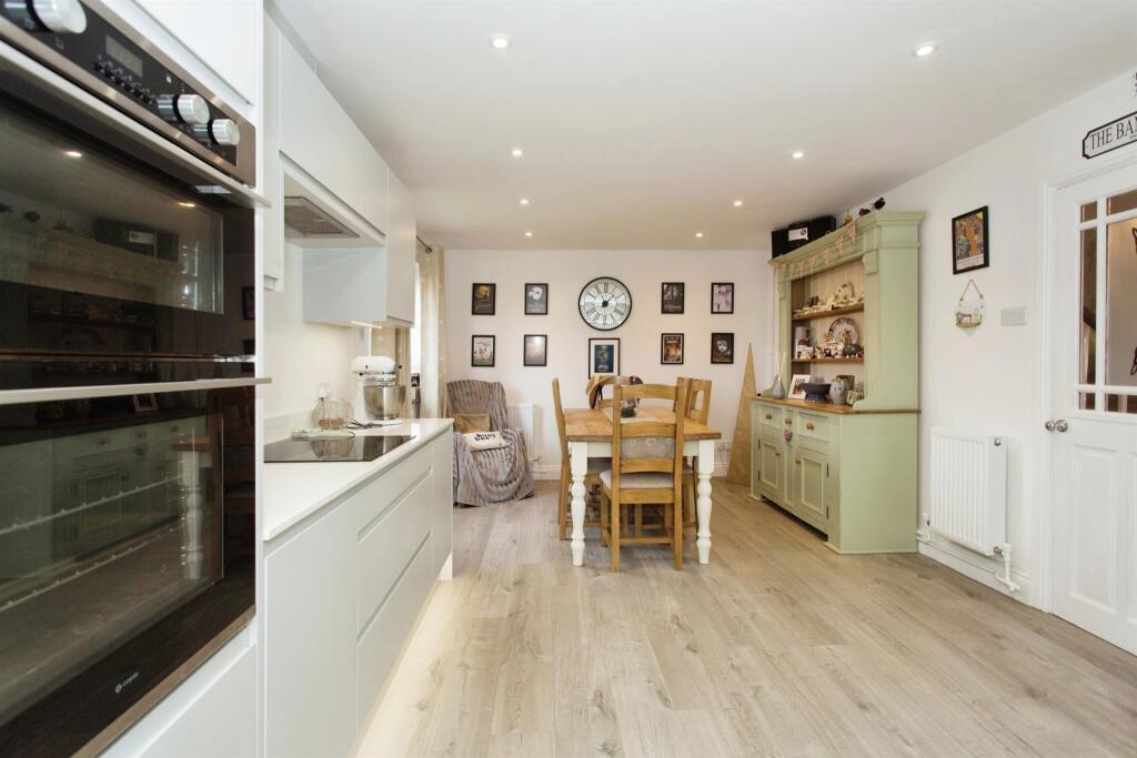 Additional property image - Usterdale Road, Saffron Walden