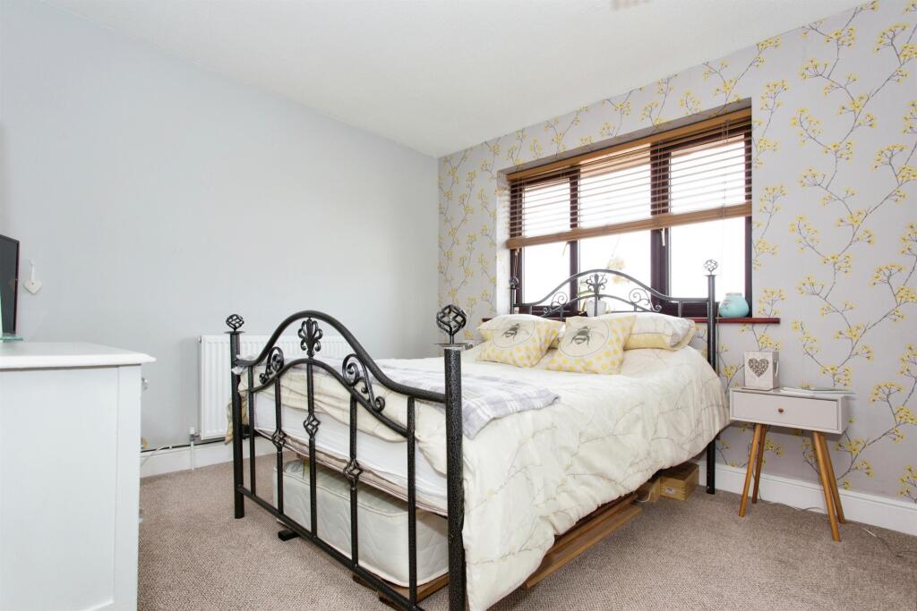 Additional property image - Usterdale Road, Saffron Walden