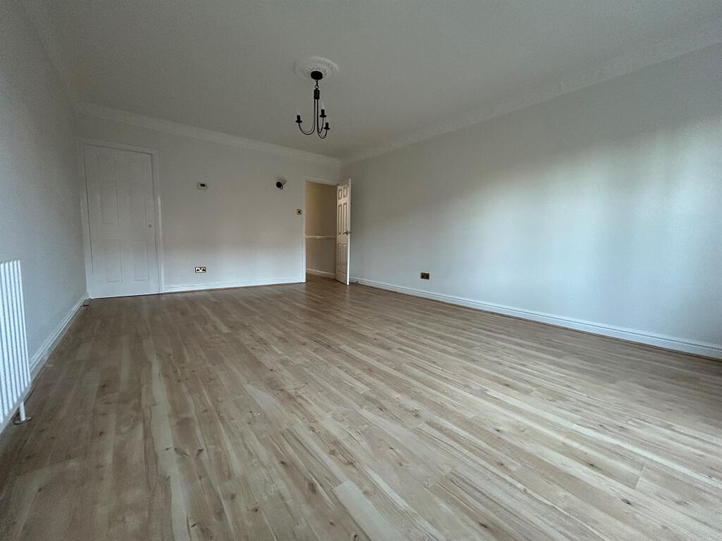 Additional property image - West Road, Saffron Walden
