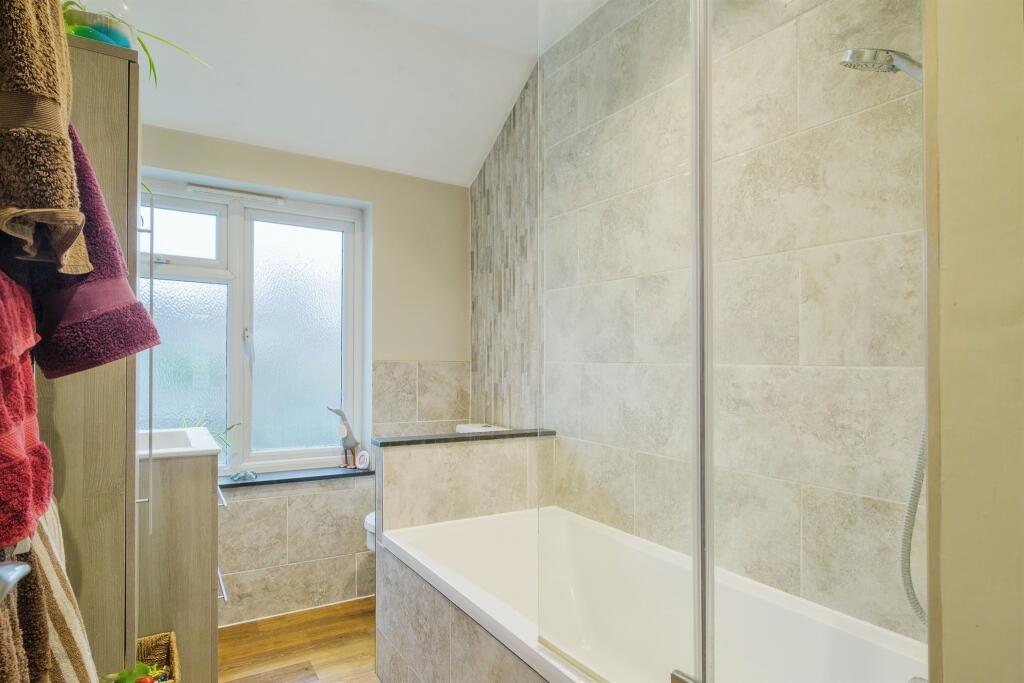 Additional property image - Victoria Avenue, Saffron Walden