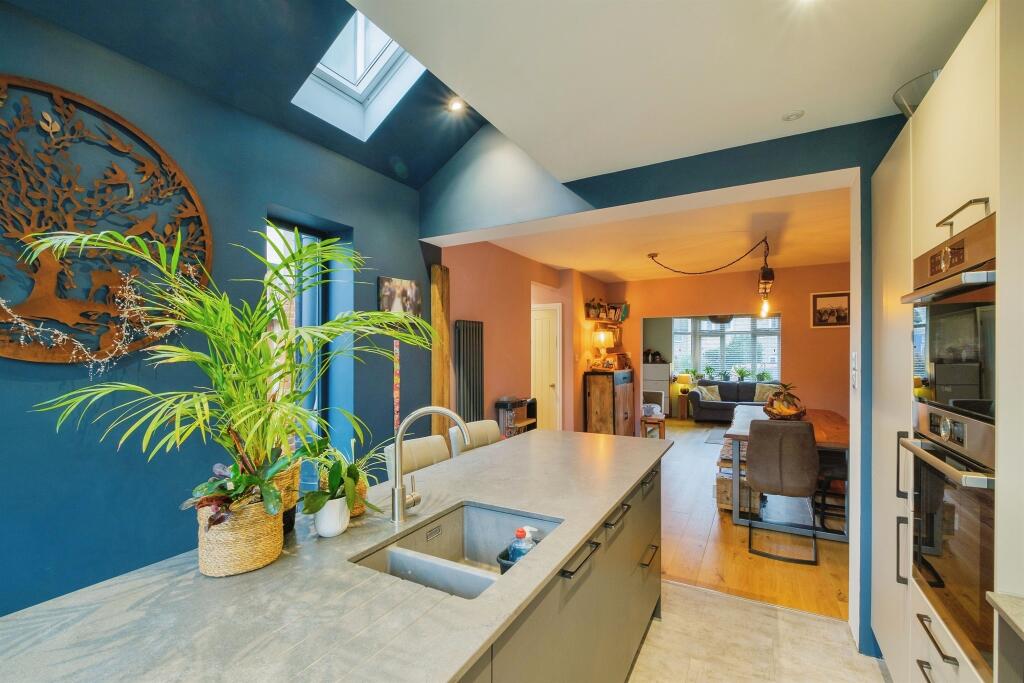 Additional property image - Victoria Avenue, Saffron Walden