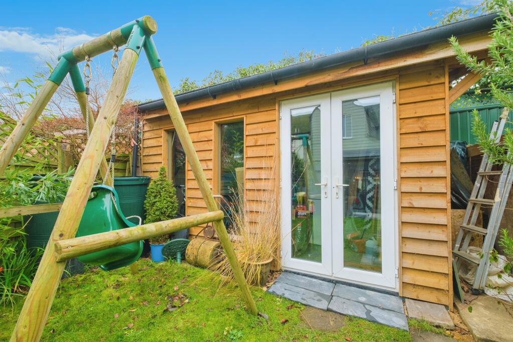 Additional property image - Victoria Avenue, Saffron Walden