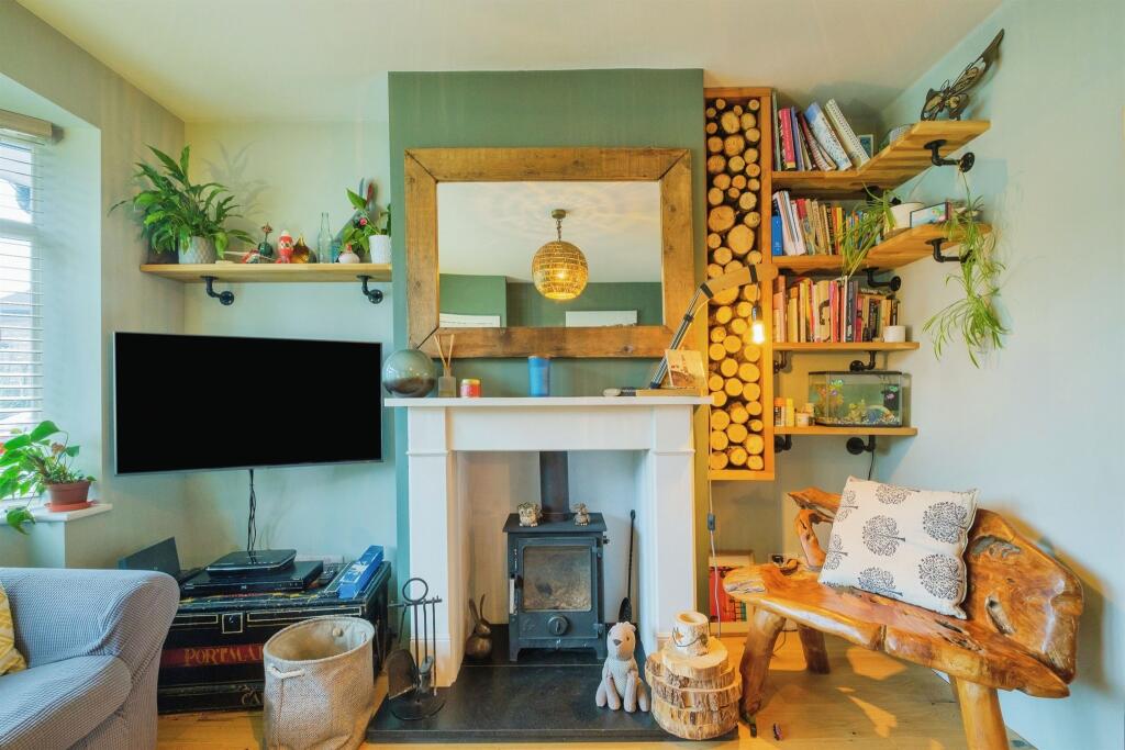 Additional property image - Victoria Avenue, Saffron Walden