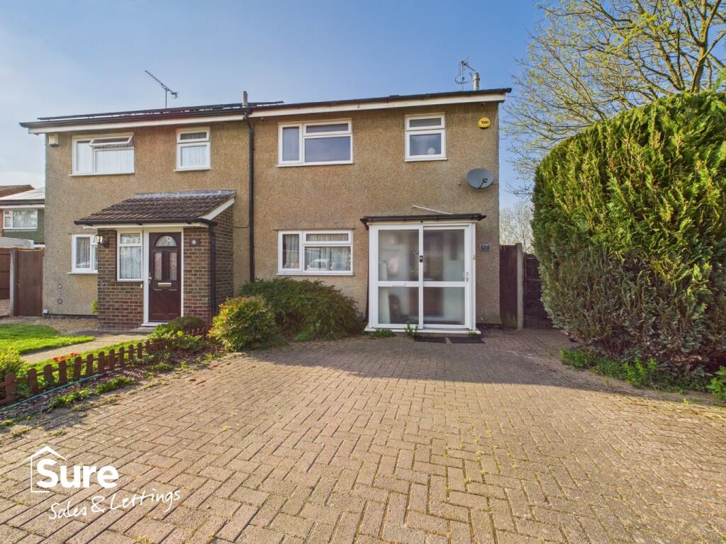 Main image of property: Wootton Drive, Hemel Hempstead, Hertfordshire, HP2 6LD
