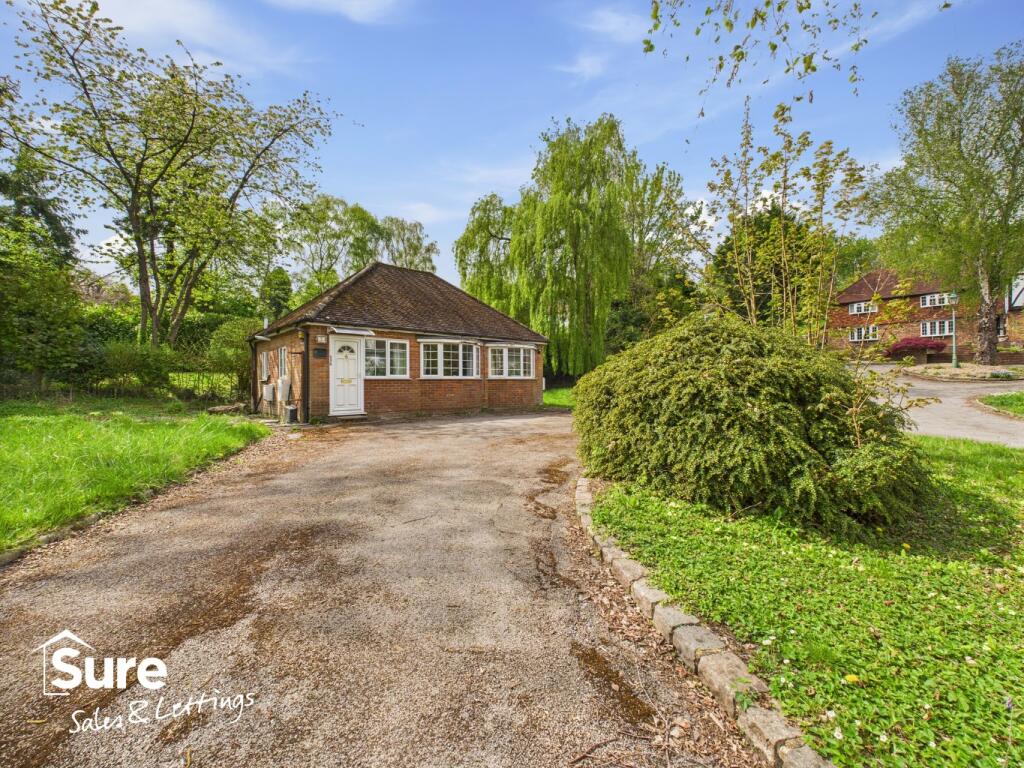 Main image of property: Box Lane, Hemel Hempstead, Hertfordshire, HP3 0DJ