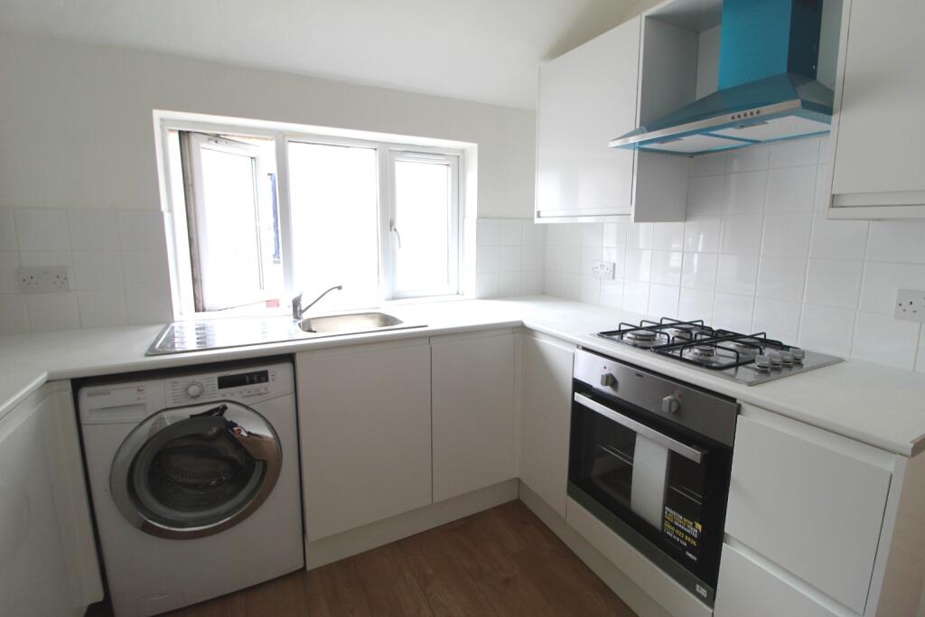 Main image of property: London Road, Hemel Hempstead, Hertfordshire, HP3 9SD