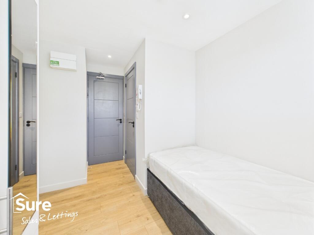 Main image of property: Horton Gardens, Hemel Hempstead, Hertfordshire, HP2 7NF