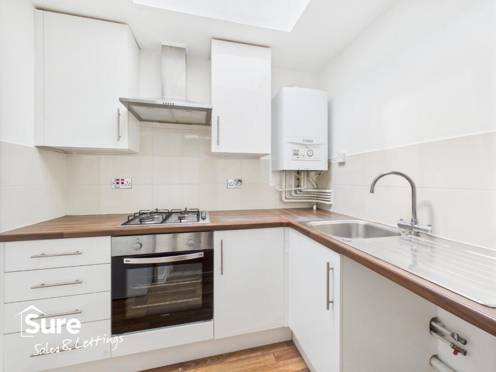 Main image of property: Bellgate, Hemel Hempstead, Hertfordshire, HP2 5SB