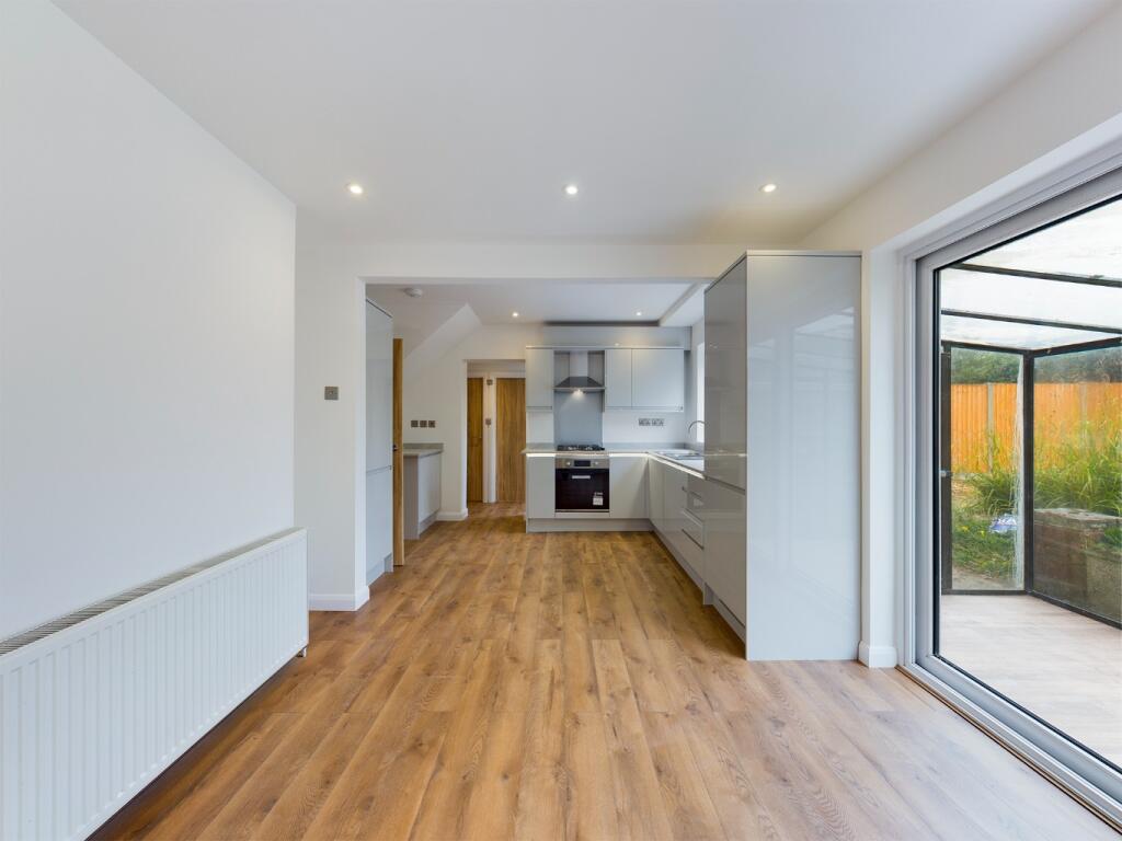 Main image of property: Derwent Road, Hemel Hempstead, Hertfordshire, HP3 8RE