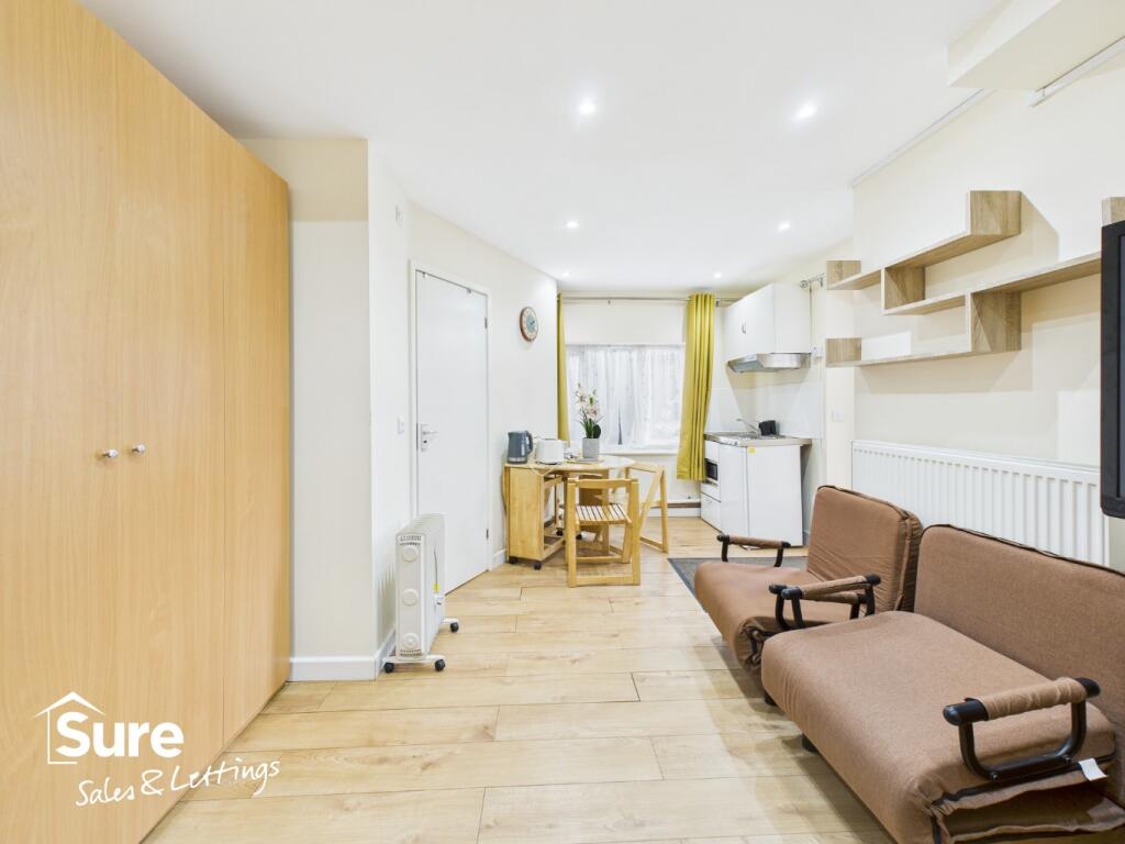 Main image of property: Horselers, Hemel Hempstead, Hertfordshire, HP3 9UH