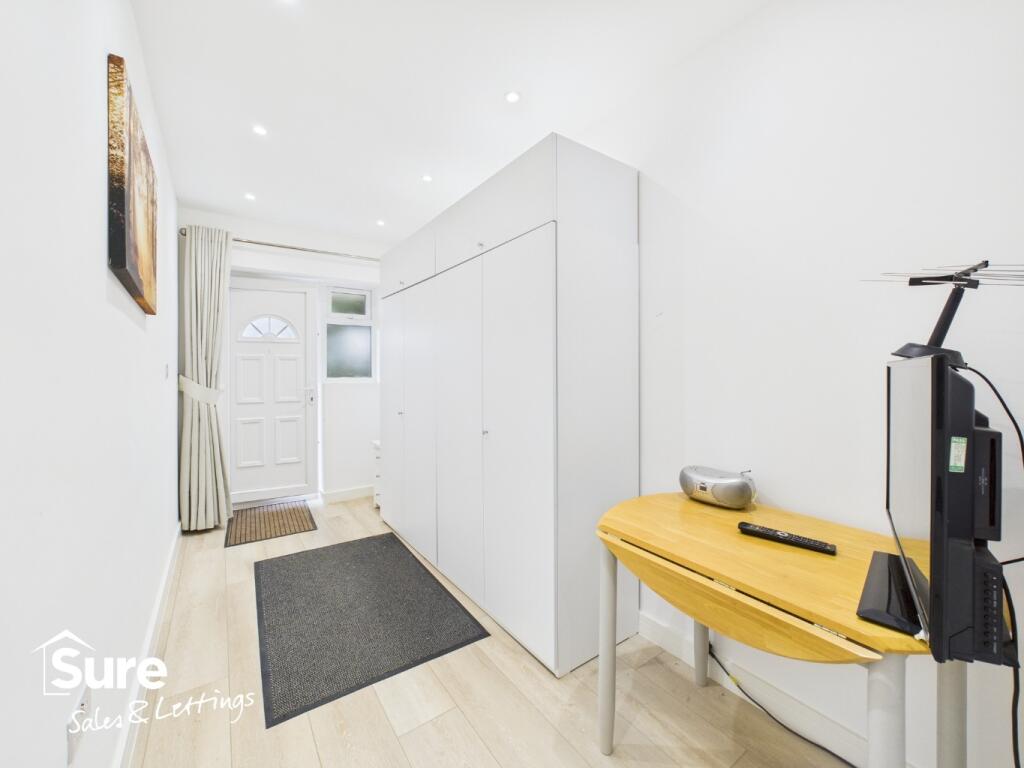 Main image of property: Horselers, Hemel Hempstead, Hertfordshire, HP3 9UH