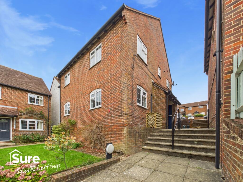 Main image of property: Chapel Cottages, Chapel Street, Hemel Hempstead, Hertfordshire, HP2 5DJ