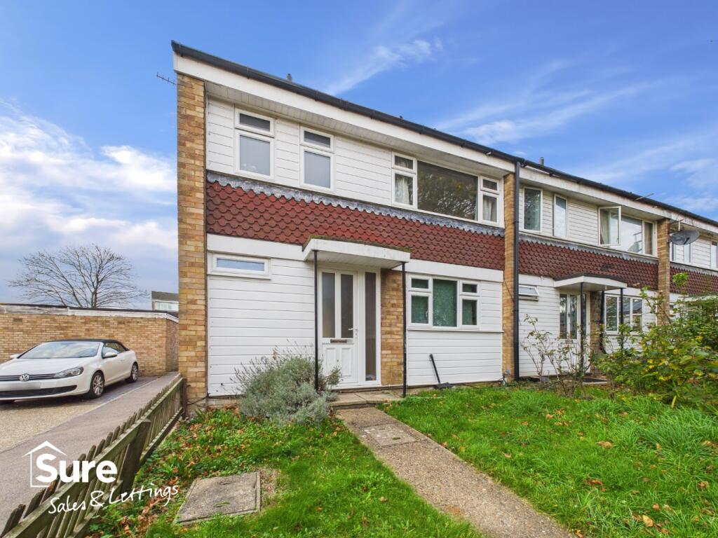 Main image of property: Crawley Drive, Hemel Hempstead, Hertfordshire, HP2 6BX