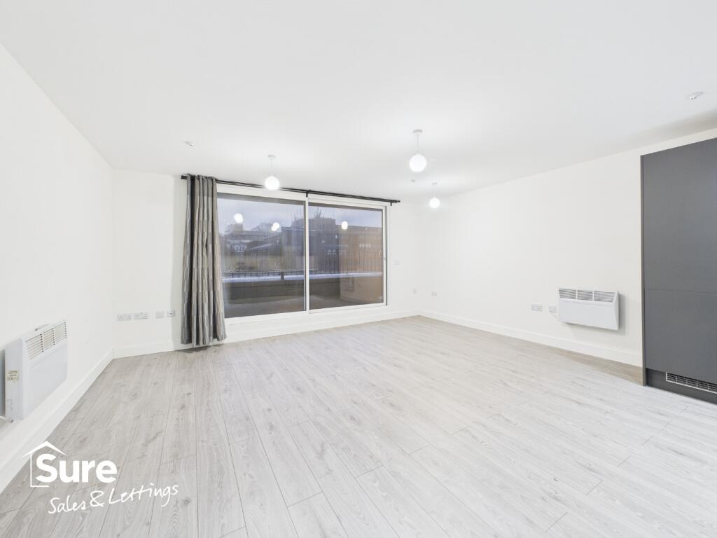 Main image of property: Vivian Court,  Marlowes, Hemel Hempstead, Hertfordshire, HP1 1BA