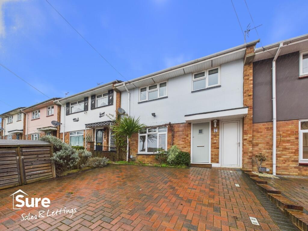 Main image of property: Randalls Ride, Hemel Hempstead, Hertfordshire, HP2 5AQ