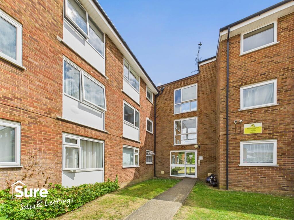 Main image of property: Burns Drive, Hemel Hempstead, Hertfordshire, HP2 7NP