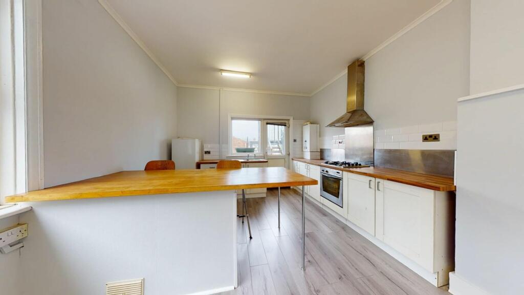 Additional property image - Cheriton High Street, Folkestone, CT19