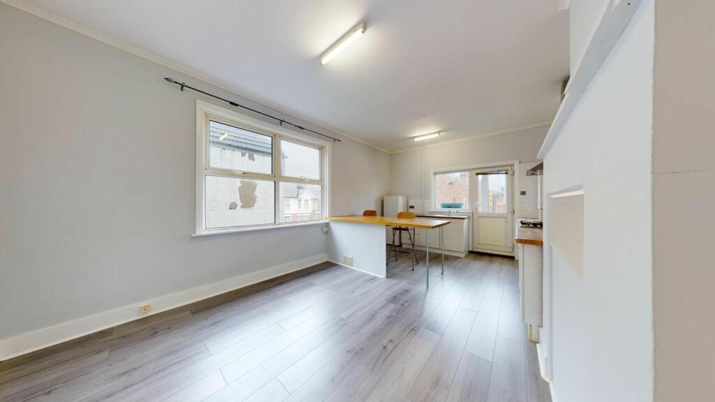 Additional property image - Cheriton High Street, Folkestone, CT19