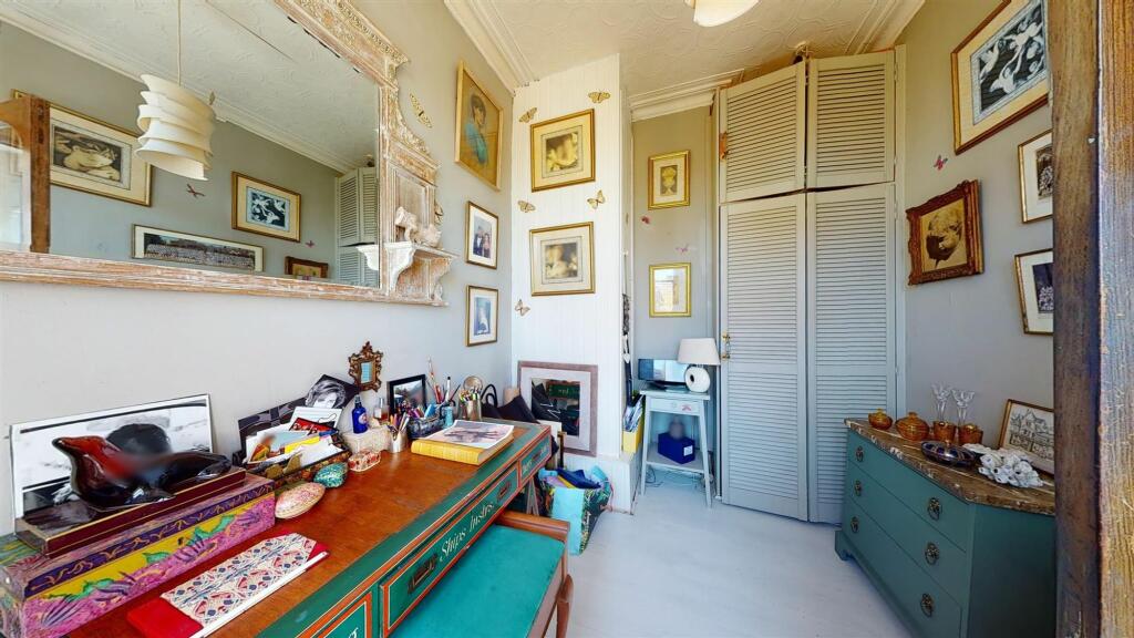 Additional property image - Sandgate High Street, Folkestone, CT20