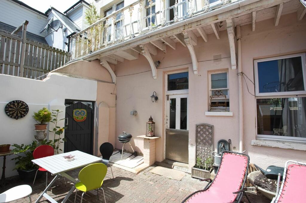 Additional property image - Sandgate High Street, Folkestone, CT20