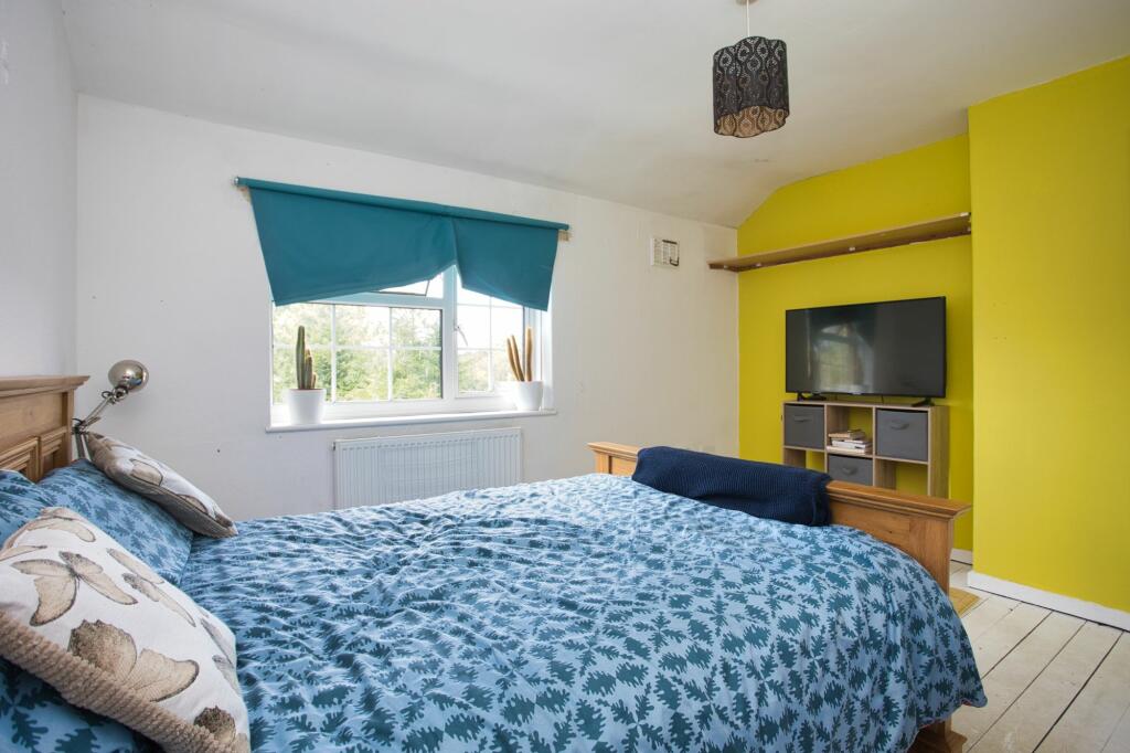Additional property image - Shorncliffe Crescent, Folkestone, CT20