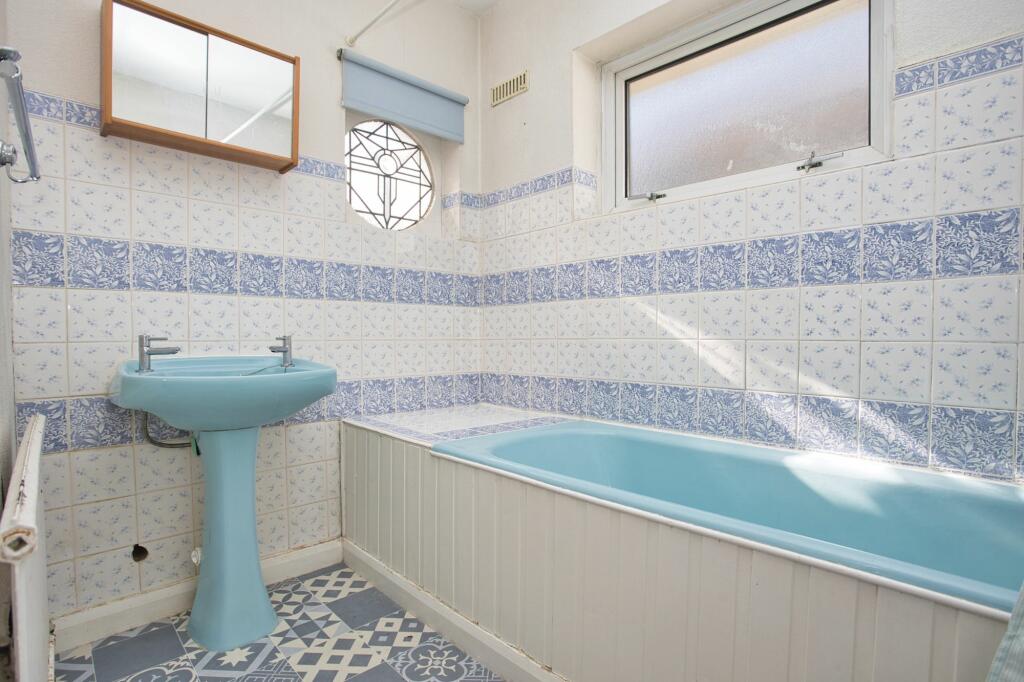 Additional property image - Surrenden Road, Folkestone, CT19