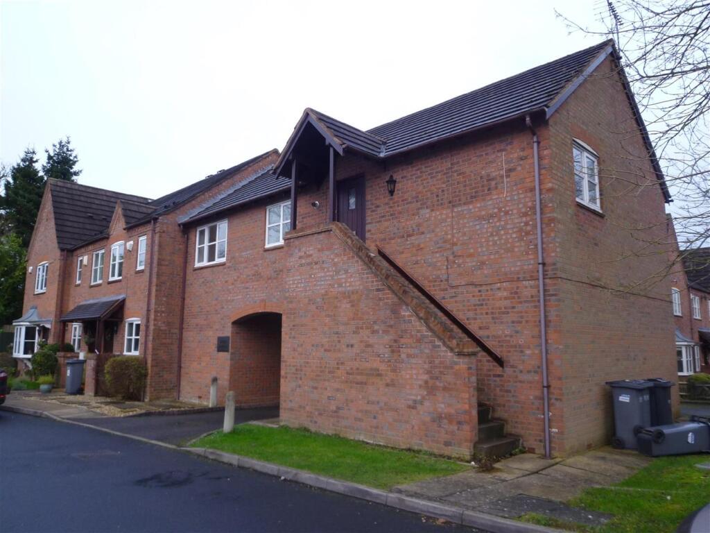 Main image of property: Thistlewood Grove, Chadwick End, B93 0DW