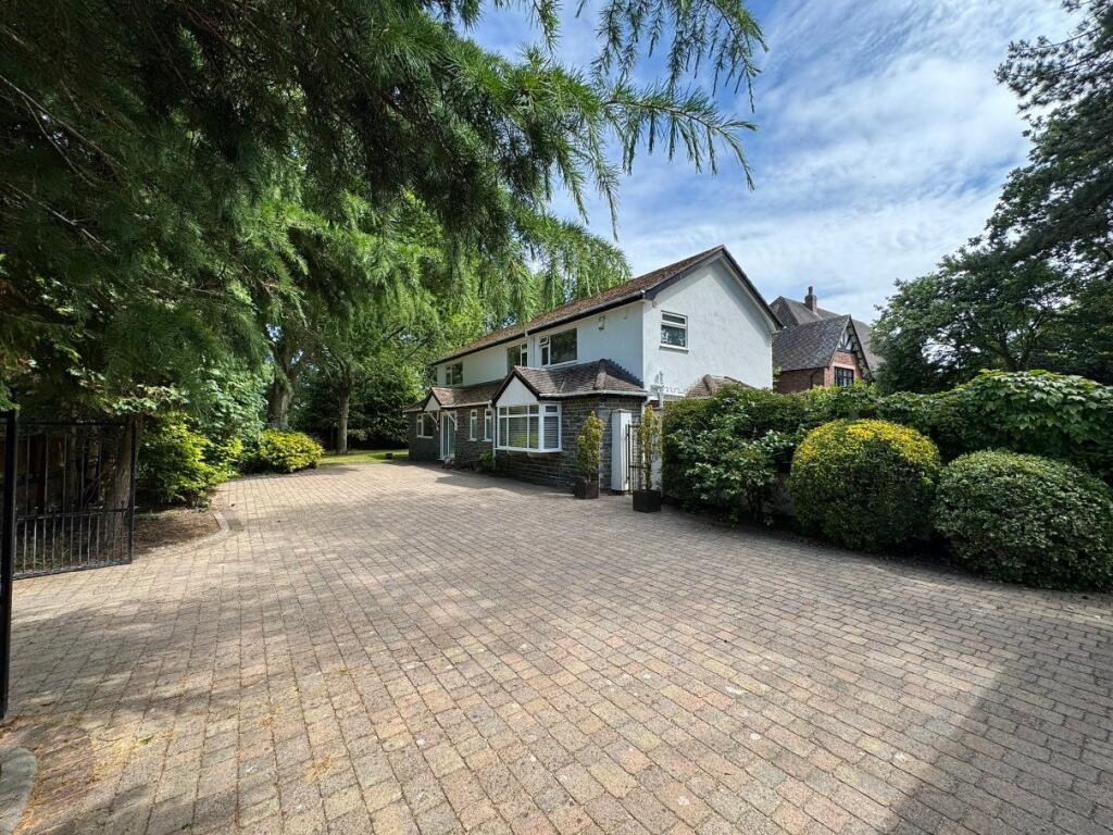 Main image of property: Shireburn Road, Formby, Liverpool, L37