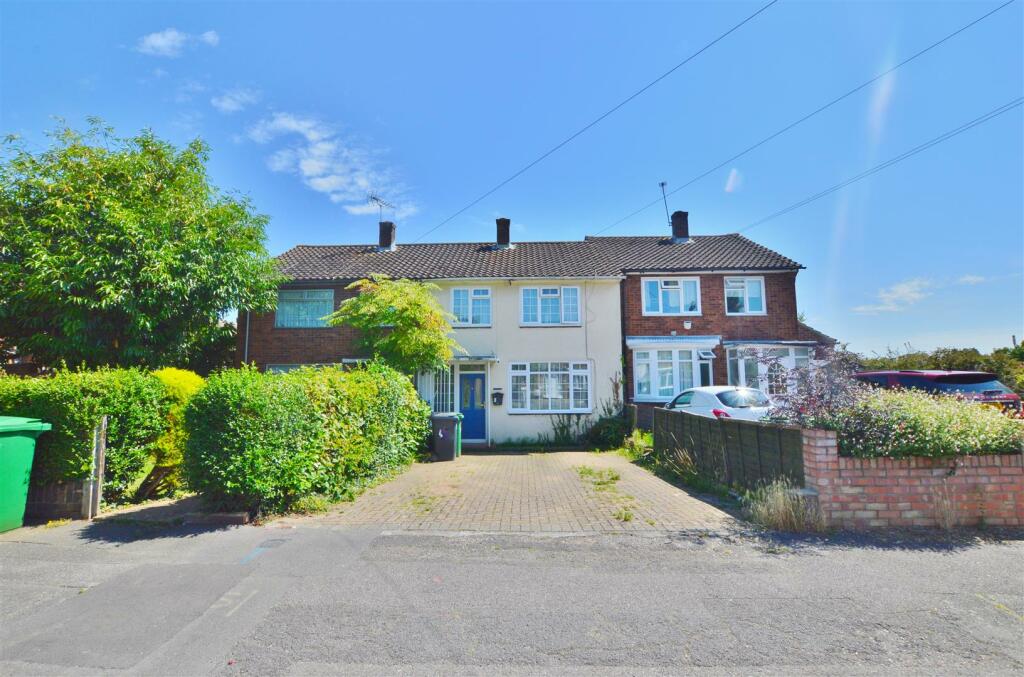 3 bedroom terraced house