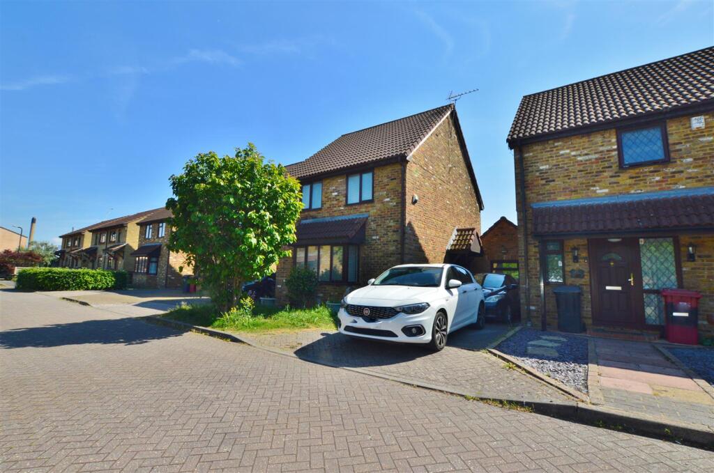 Main image of property: Amberley Road, Slough