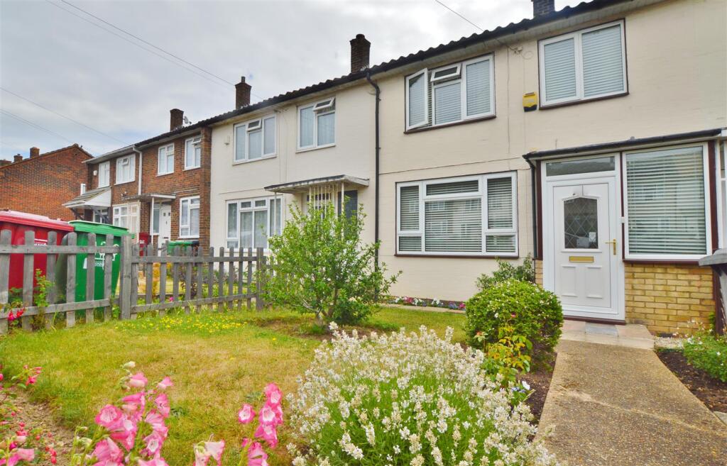 Main image of property: Long Readings Lane, Slough