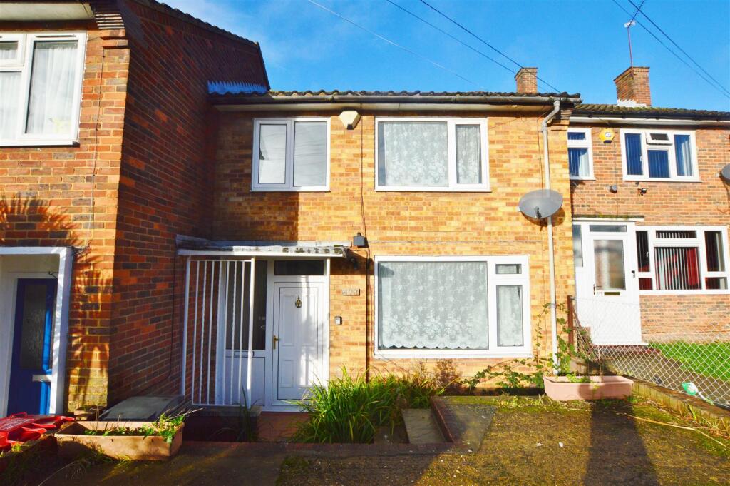 Main image of property: Long Readings Lane, Slough