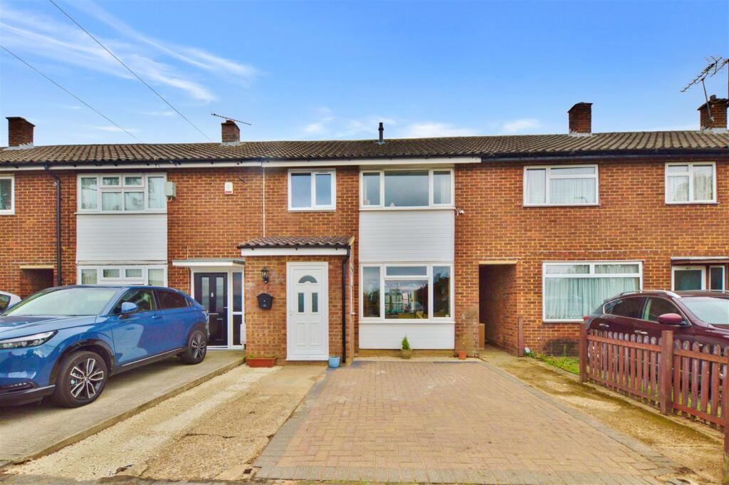 Main image of property: Doddsfield Road, Slough