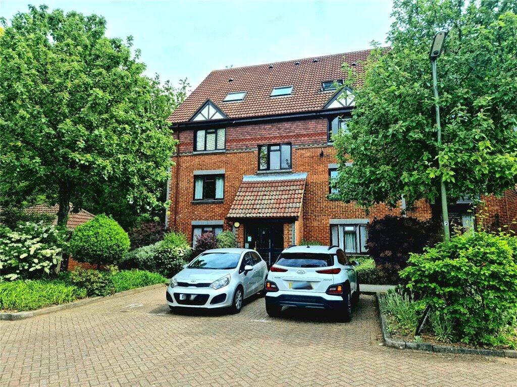 Main image of property: Templecombe Mews, Oriental Road, Woking, Surrey, GU22