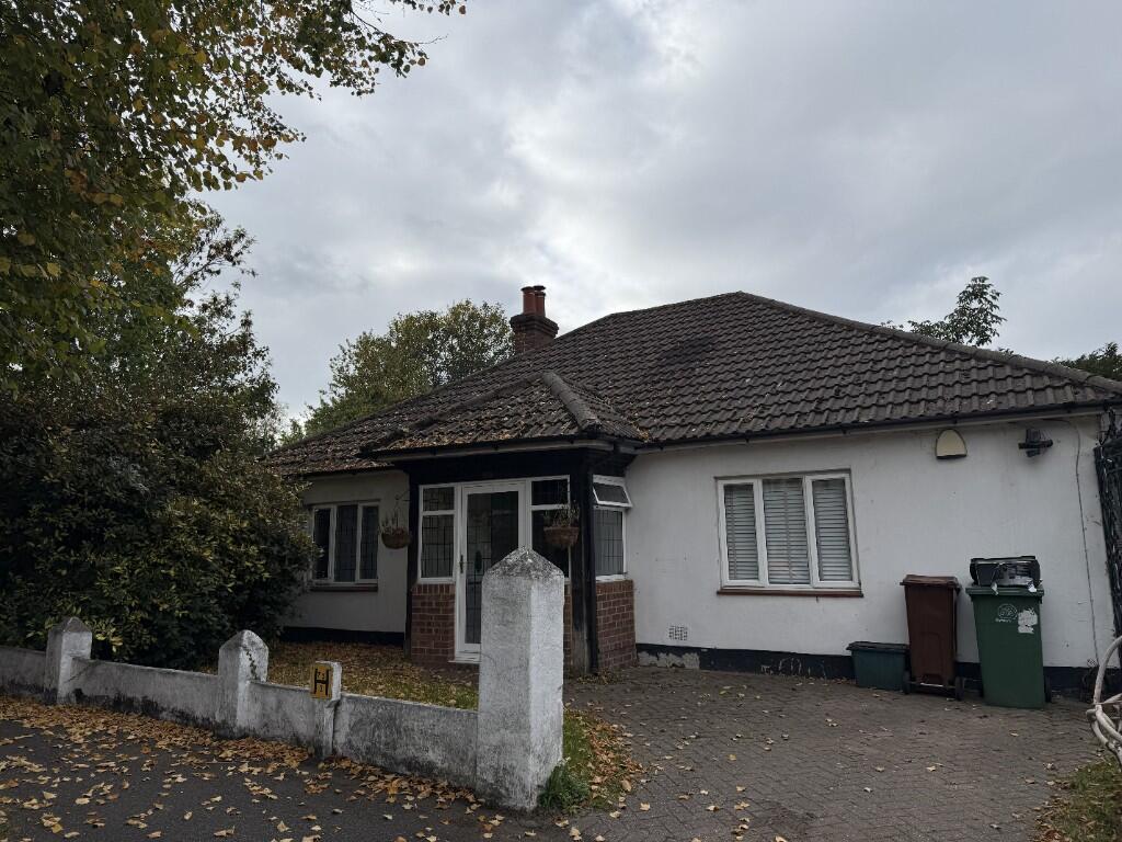 Main image of property: The Manor Way, Wallington, Surrey, SM6