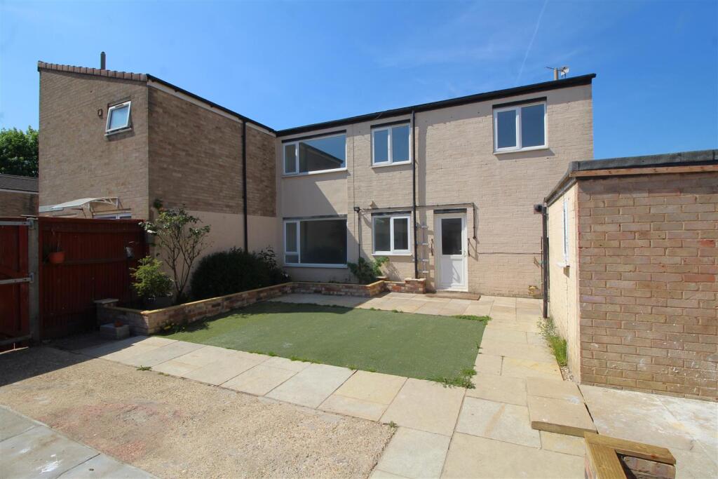 3 bedroom terraced house