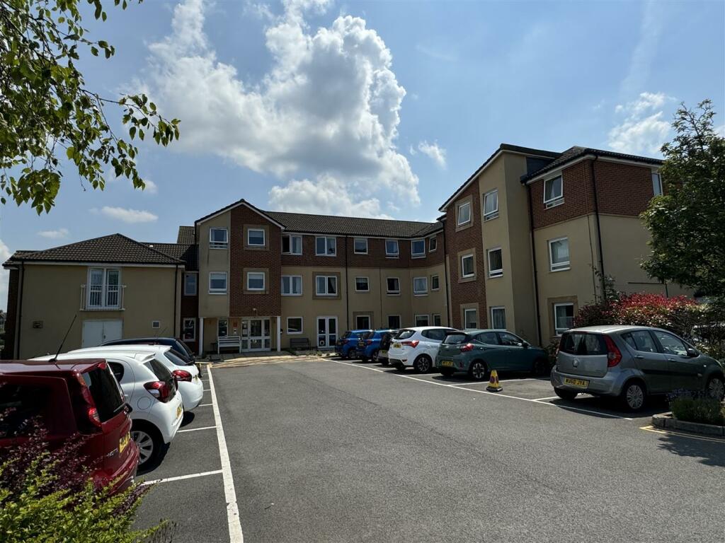 Additional property image - Station Road, Worle, Weston-Super-Mare