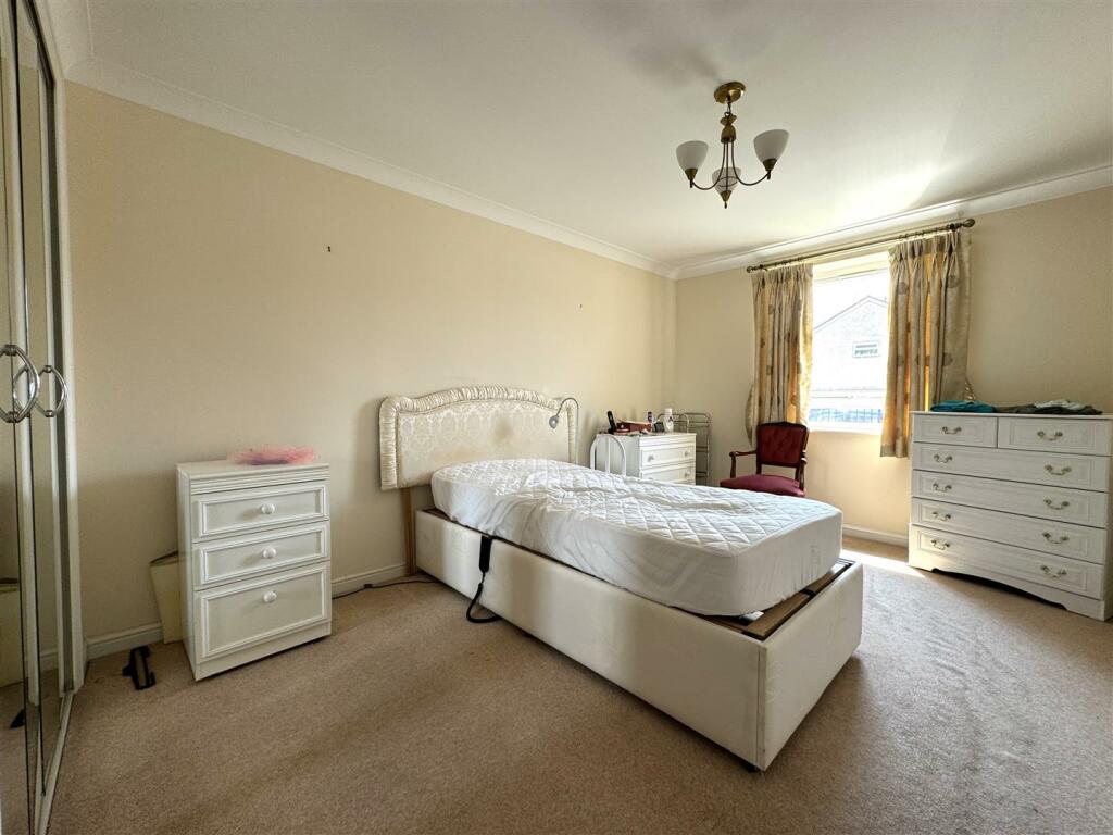 Additional property image - Station Road, Worle, Weston-Super-Mare