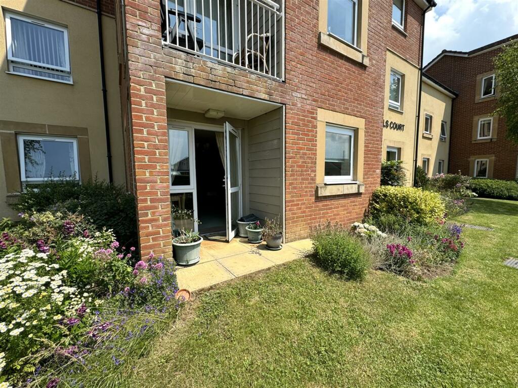 Additional property image - Station Road, Worle, Weston-Super-Mare
