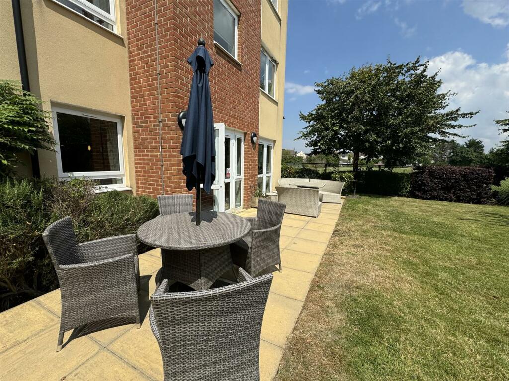 Additional property image - Station Road, Worle, Weston-Super-Mare
