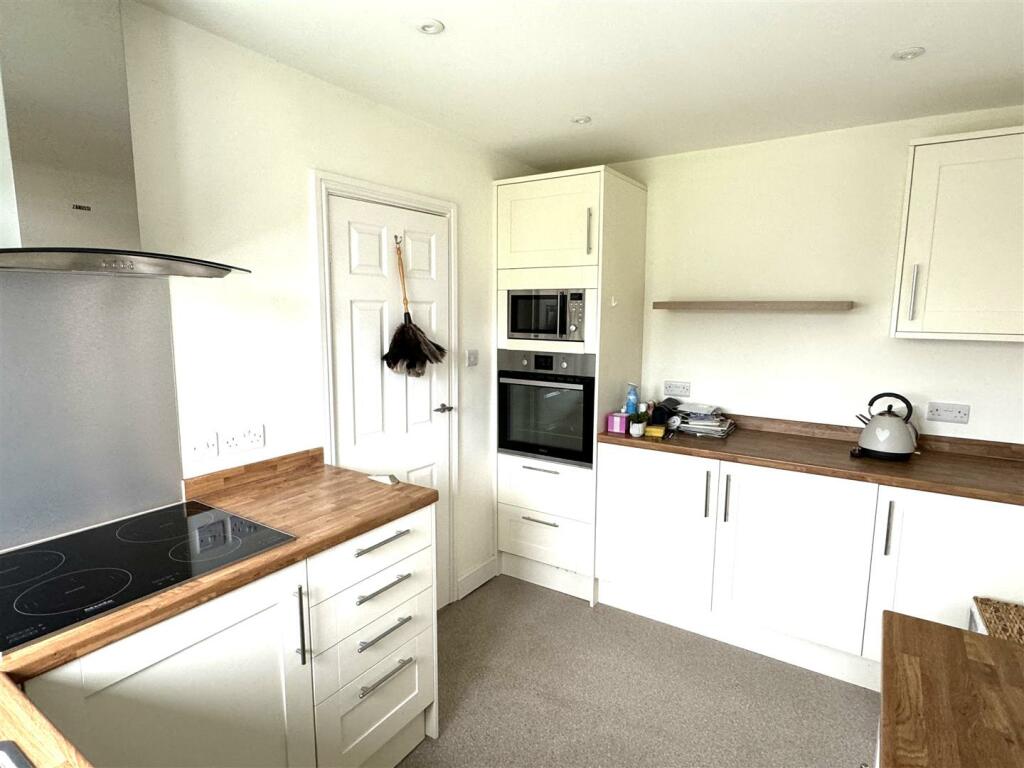 Additional property image - Burnham Close, Weston-Super-Mare