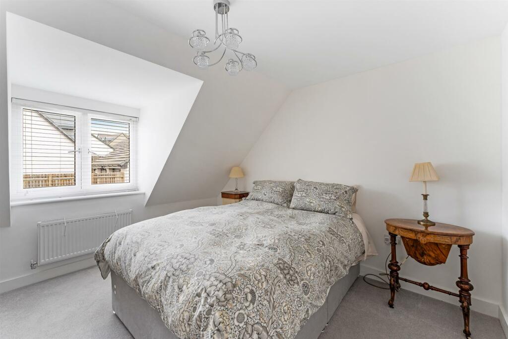 Additional property image - Wentwood Drive, Bleadon Hill - Stunning Home!