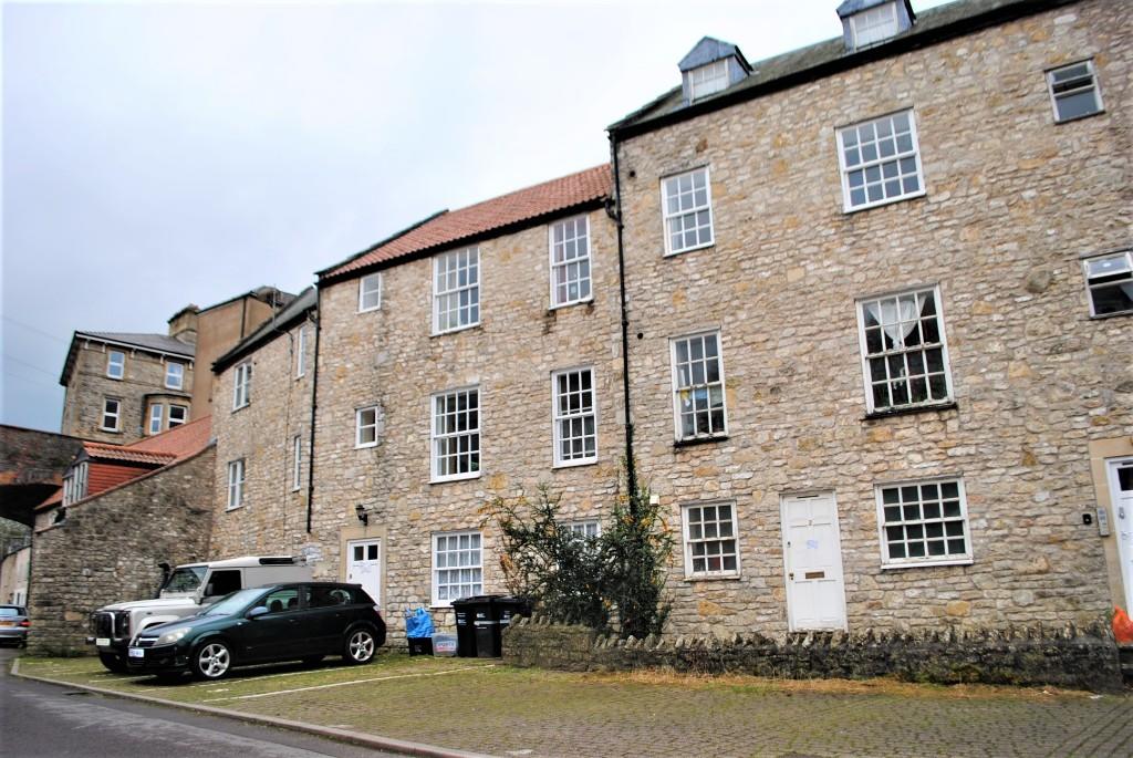 2 bedroom ground floor flat for sale in Tipcote Hill, Shepton Mallet