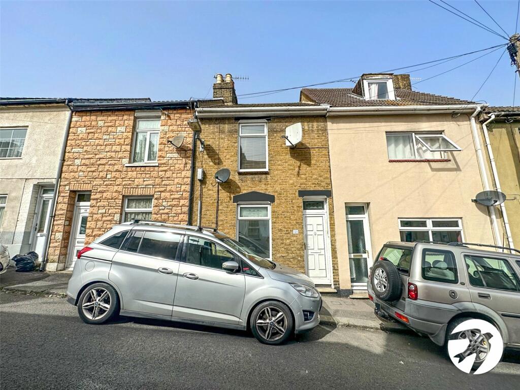 3 bedroom terraced house for sale in Sturla Road, Chatham, Kent, ME4