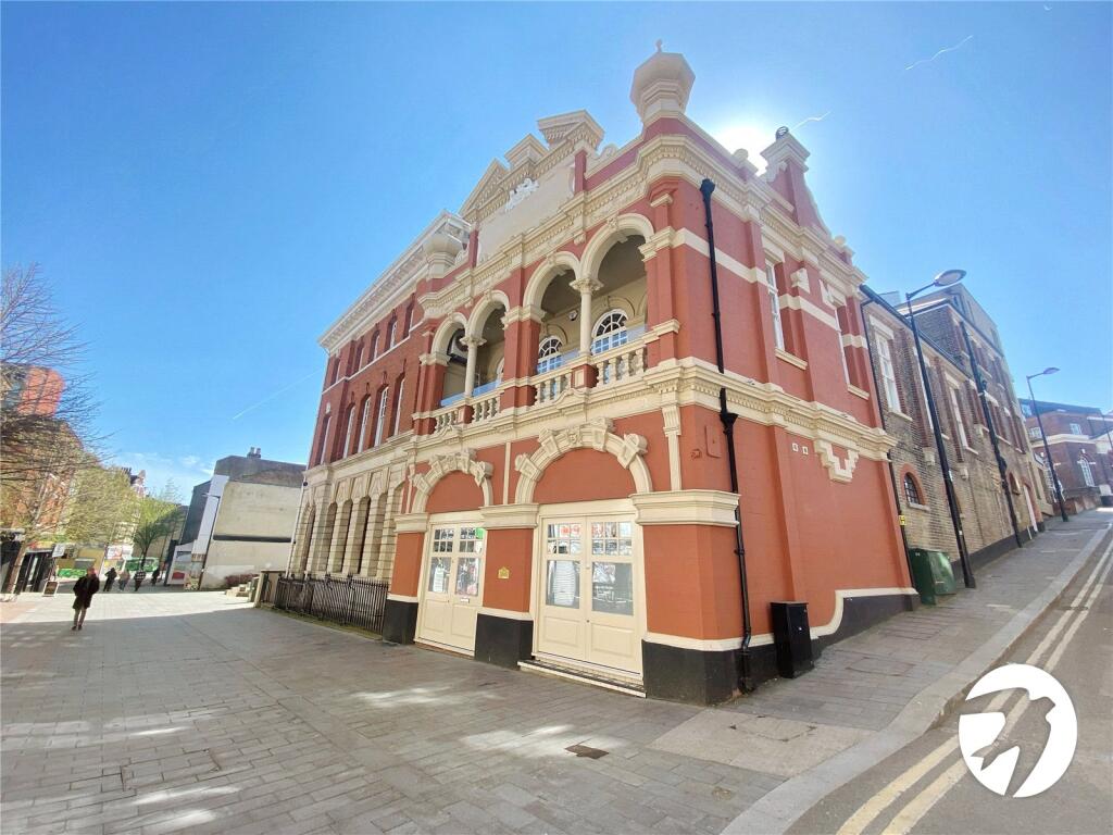Main image of property: High Street, Chatham, Kent, ME4