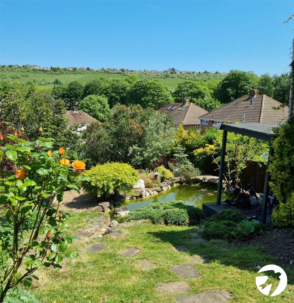 Main image of property: Carlton Crescent, Chatham, Kent, ME5