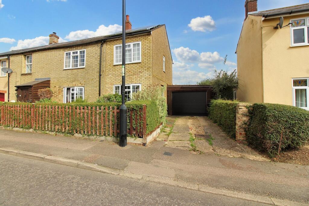 Main image of property: Broad Street, Clifton, Shefford, SG17